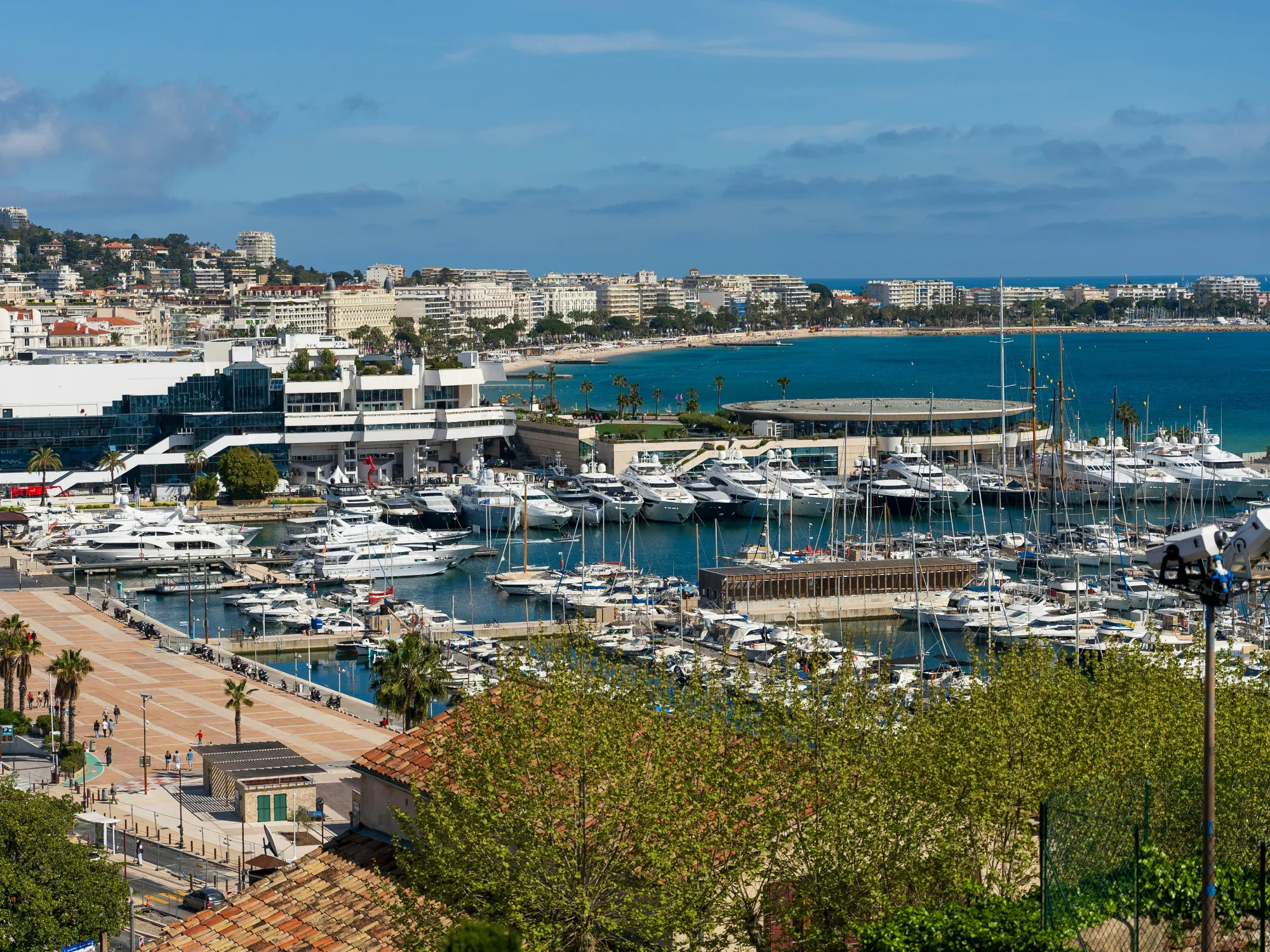 La ville de Cannes et sa fameuse Croisette